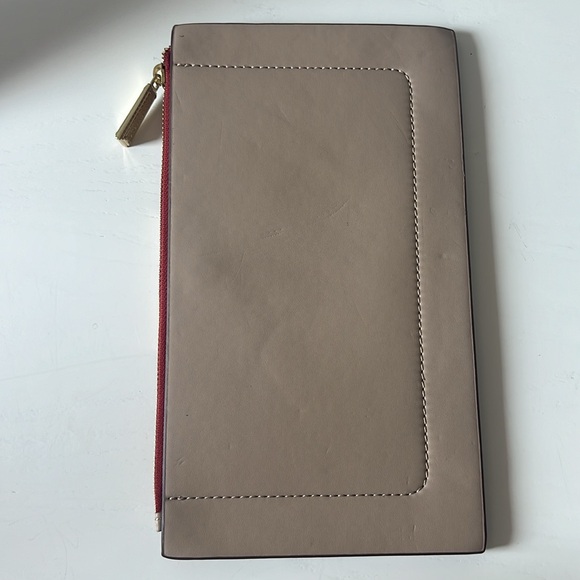 BCBG MAXAZRIA Clutch, Pastel Pink and Red - Picture 2 of 3